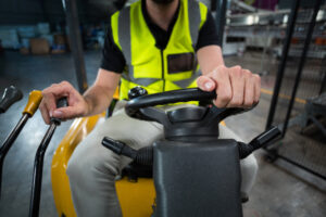 ¿Cuáles son las baterías más apropiadas para una operación logística y por qué?